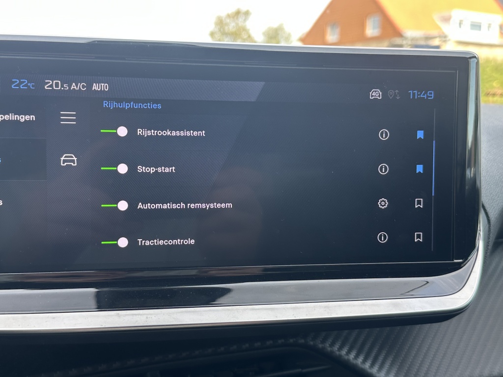 Peugeot 2008 Peugeot 2008 1.2 Allure 100 PK | CarPlay & Android Auto | Cruise Control | 17″ LM