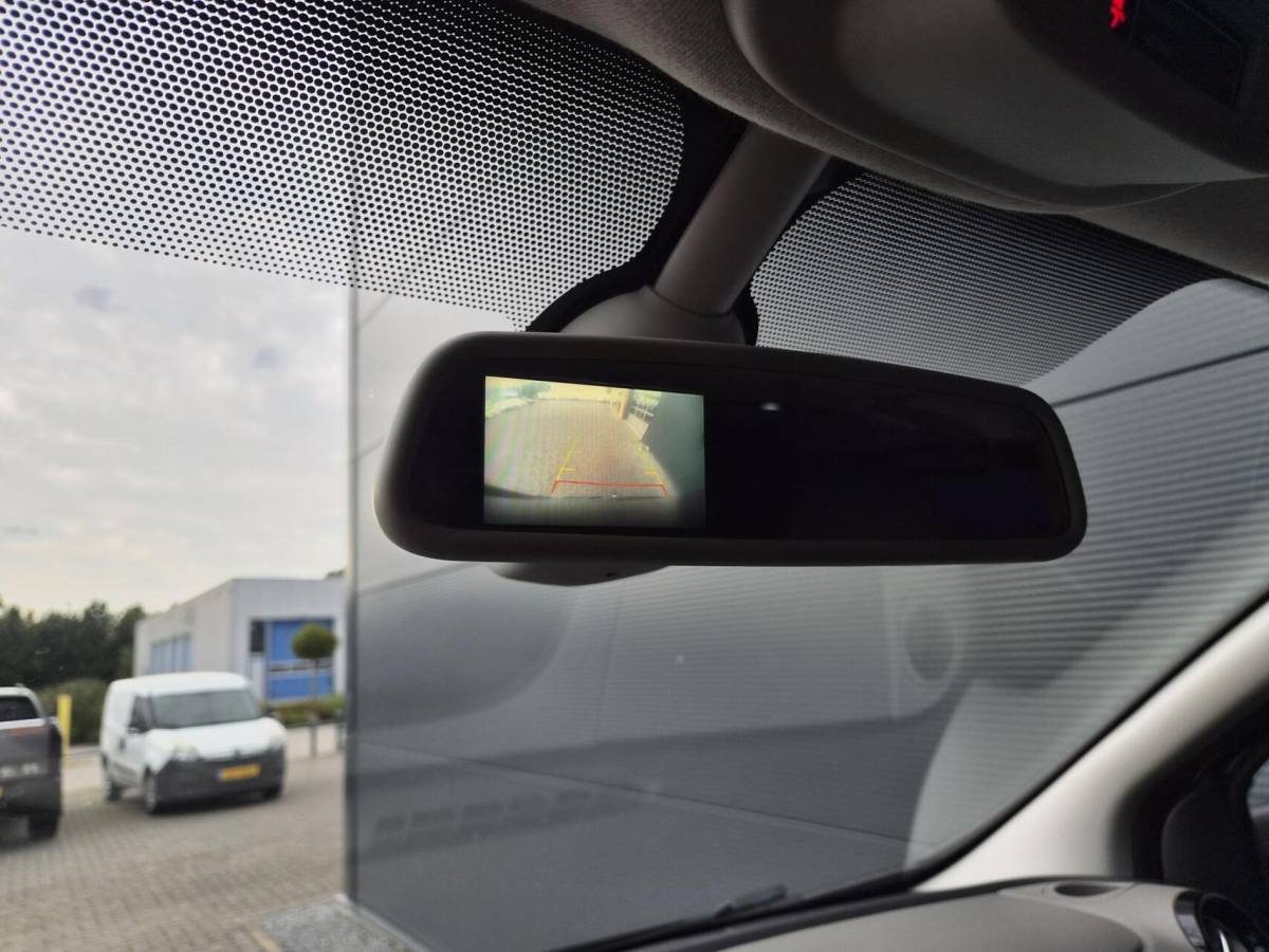 Renault Trafic Renault Trafic 1.6 dCi L2H1 DC Formula Clima Cam Navi 140pk