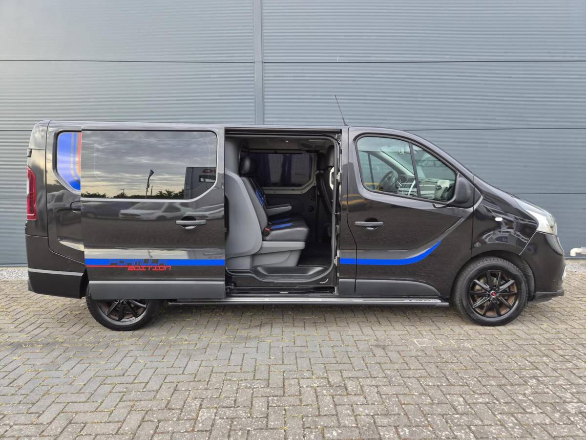 Renault Trafic Renault Trafic 1.6 dCi L2H1 DC Formula Clima Cam Navi 140pk
