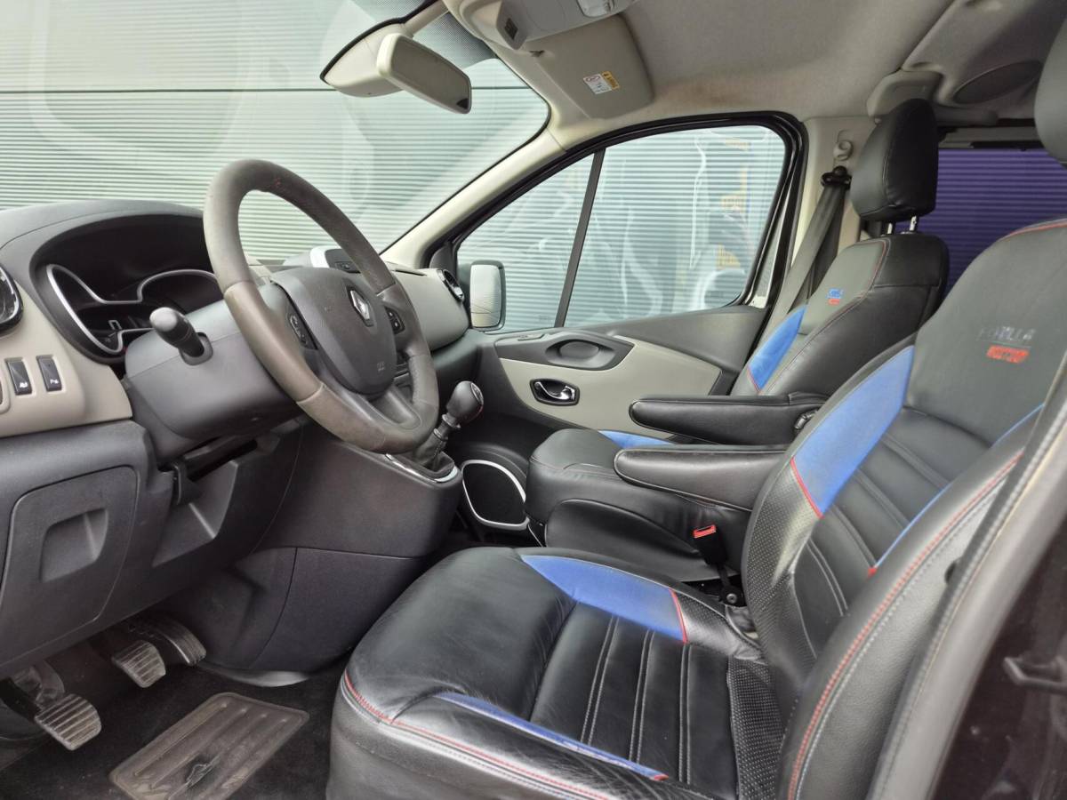 Renault Trafic Renault Trafic 1.6 dCi L2H1 DC Formula Clima Cam Navi 140pk