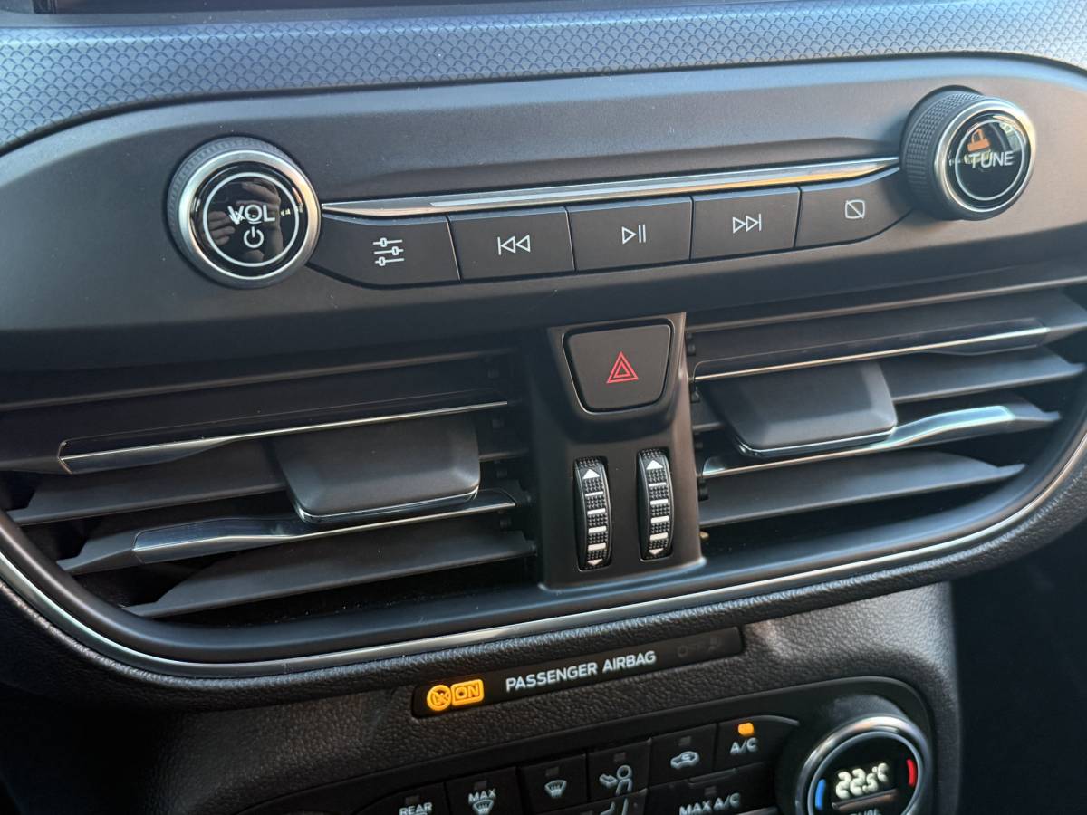 Ford Focus Ford Focus Wagon BWJ 2021 1.0 EcoBoost Hybrid 124 PK Active Business FULL LED | HEAD-UP DISPLAY | ADAPTIVE CRUISE | CAMERA | CARPLAY + ANDROID | NAVI | CLIMA | LMV | PDC