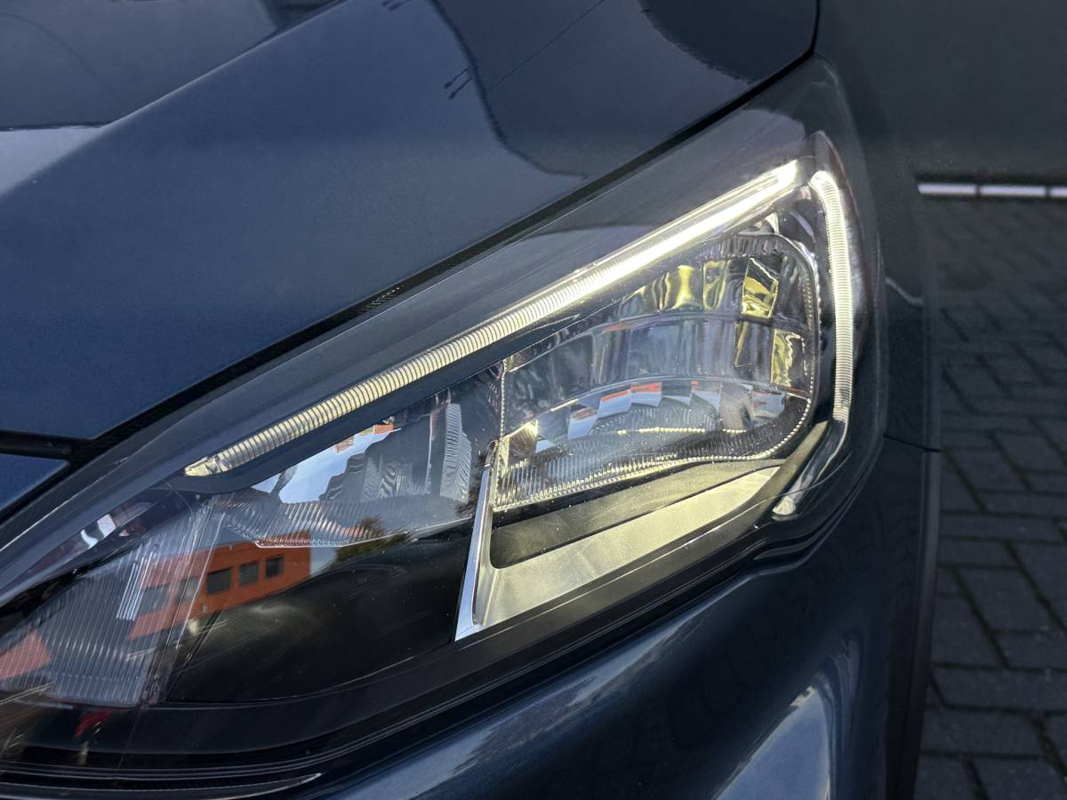 Ford Focus Ford Focus Wagon BWJ 2021 1.0 EcoBoost Hybrid 124 PK Active Business FULL LED | HEAD-UP DISPLAY | ADAPTIVE CRUISE | CAMERA | CARPLAY + ANDROID | NAVI | CLIMA | LMV | PDC