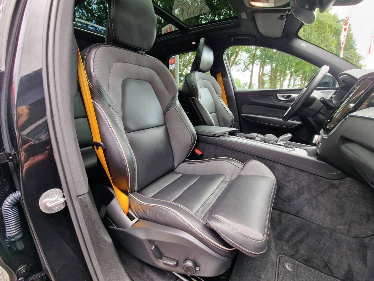 Volvo XC60 Volvo XC60 2.0 T8 Plug-in-hybrid AWD Polestar Engineered|Bowers&Wilkins|Trekhaak|Pano|456PK|22-inch|Headup|360’camera|