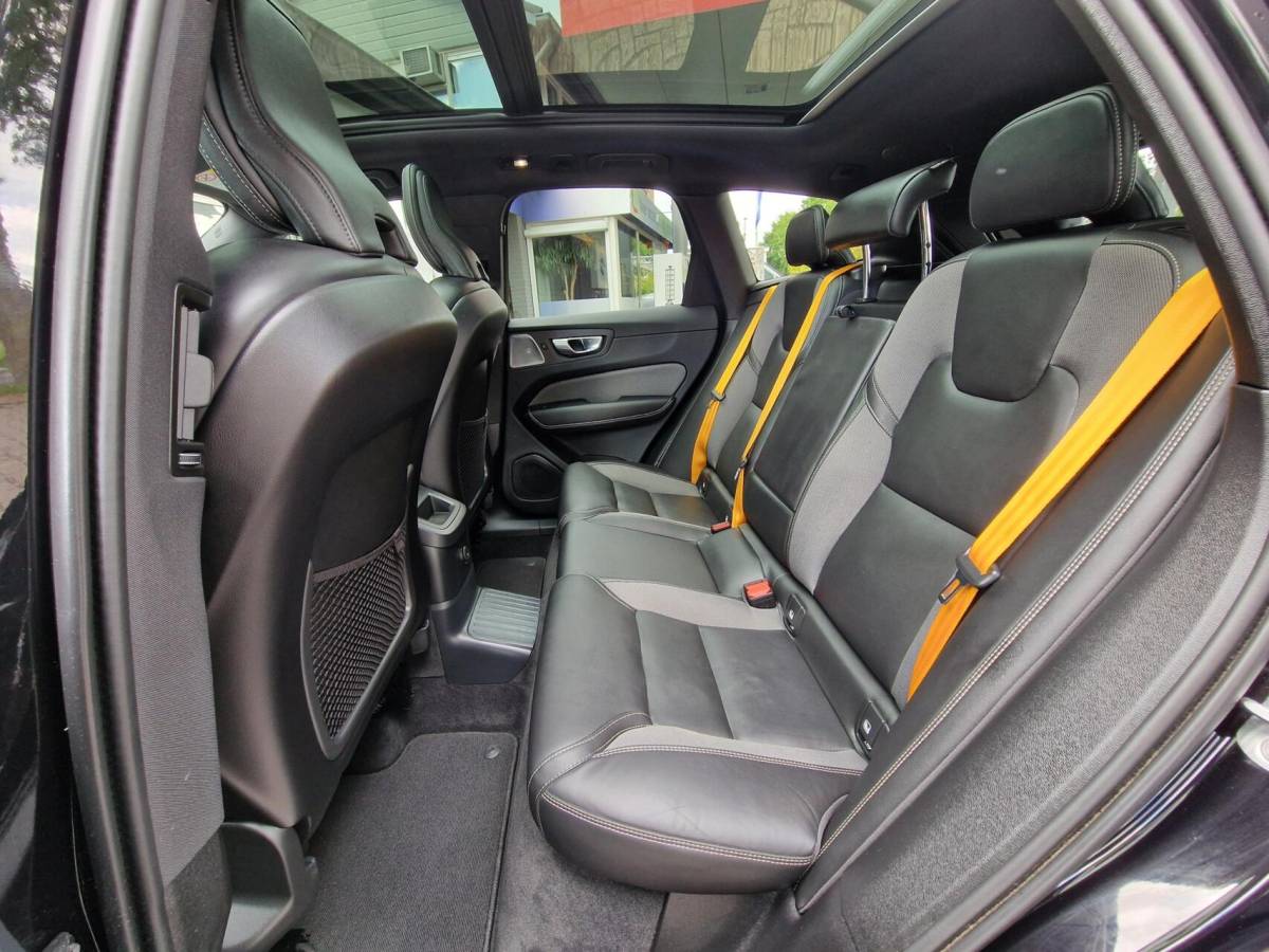 Volvo XC60 Volvo XC60 2.0 T8 Plug-in-hybrid AWD Polestar Engineered|Bowers&Wilkins|Trekhaak|Pano|456PK|22-inch|Headup|360’camera|