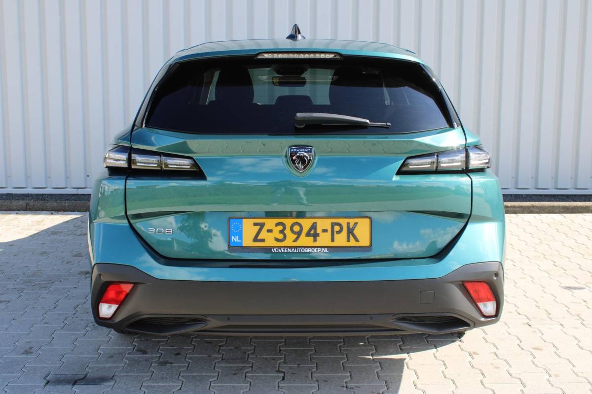 Peugeot 308 Peugeot 308 SW 1.2T 130PK | Active Pack Business | Incl. 12 maanden garantie | Adaptieve cruise control | Climate control | Stoelverwarming | DAB | Apple carplay/Android auto | 100% dealer onderhouden |
