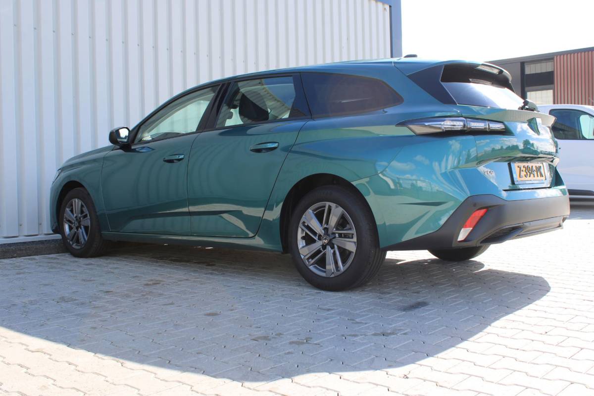 Peugeot 308 Peugeot 308 SW 1.2T 130PK | Active Pack Business | Incl. 12 maanden garantie | Adaptieve cruise control | Climate control | Stoelverwarming | DAB | Apple carplay/Android auto | 100% dealer onderhouden |