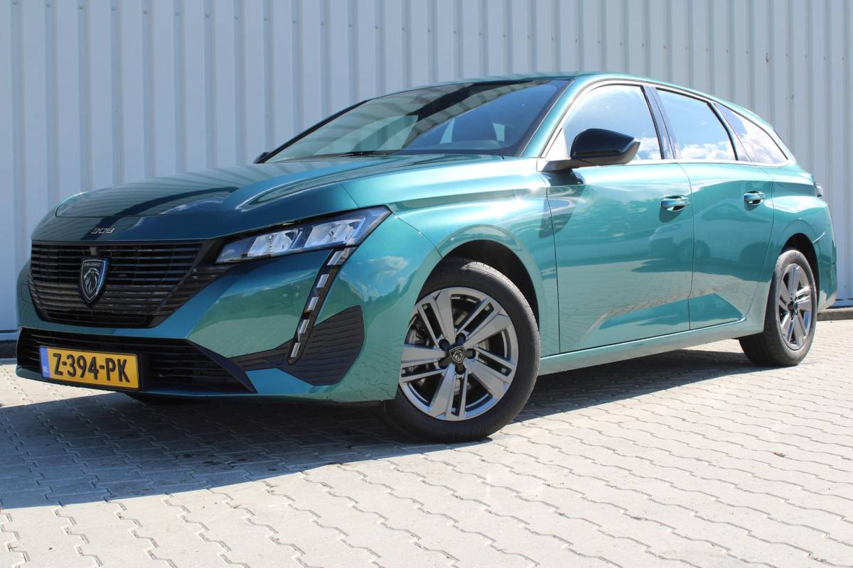 Peugeot 308 Peugeot 308 SW 1.2T 130PK | Active Pack Business | Incl. 12 maanden garantie | Adaptieve cruise control | Climate control | Stoelverwarming | DAB | Apple carplay/Android auto | 100% dealer onderhouden |