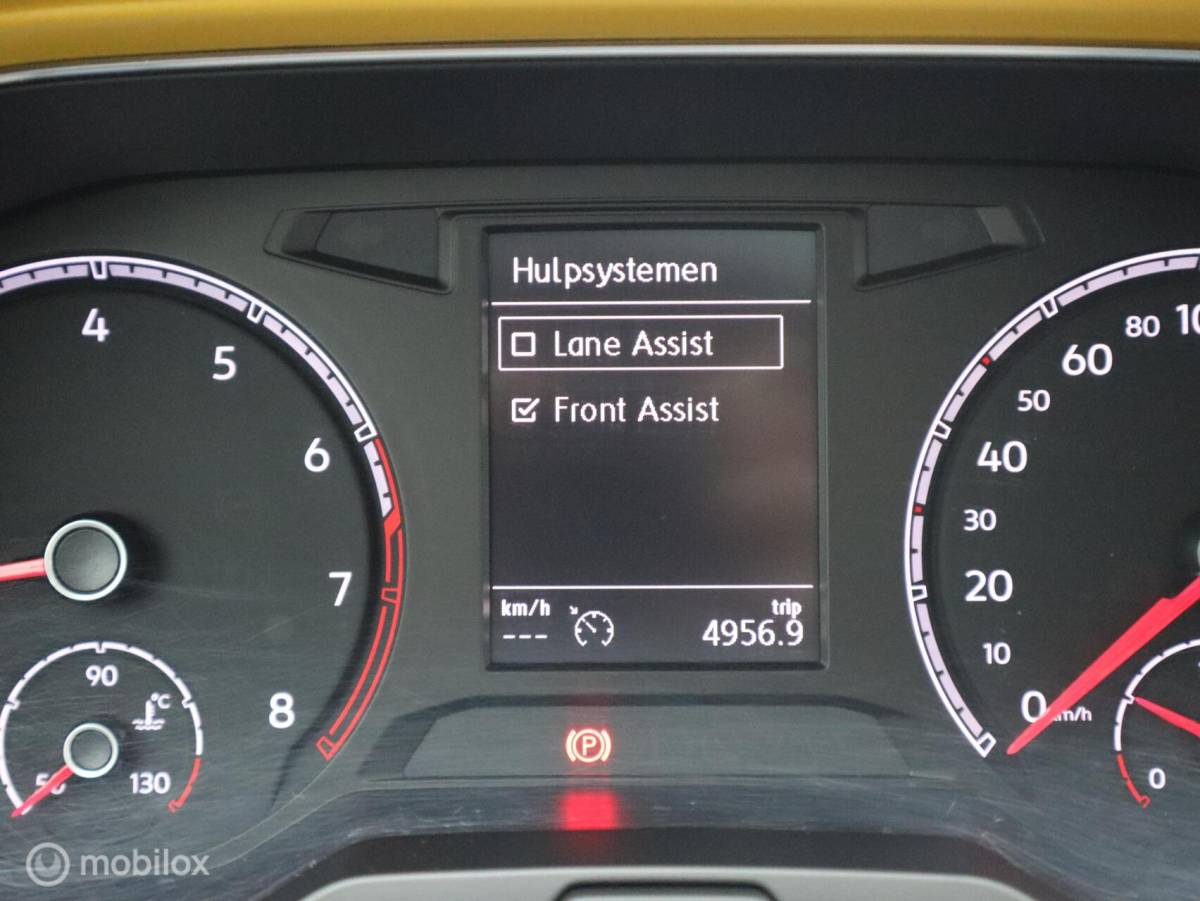 Volkswagen T-Roc Volkswagen T-Roc 1.0 TSI Trekhaak ACC Lane PDC Pano Stoelverwarming