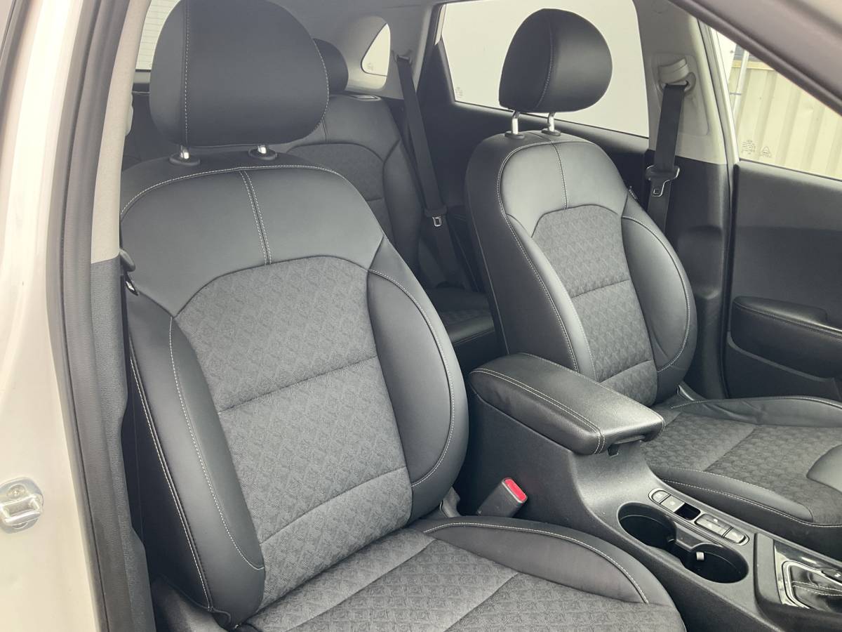 Kia Niro Kia Niro 1.6 GDi Plug-in PHEV Adap.Cruise Stoel/Stuurverw Navi Camera Plug-in!
