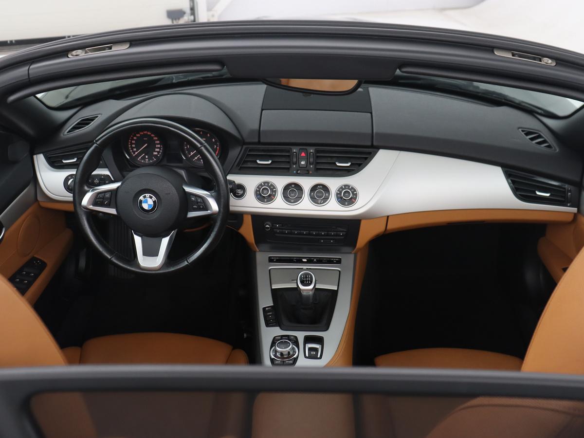 BMW Z4 BMW Z4 Roadster sDrive20i Executive | Automaat | Navigatie | Parkeerhulp | Stoelverwarming | Leder |