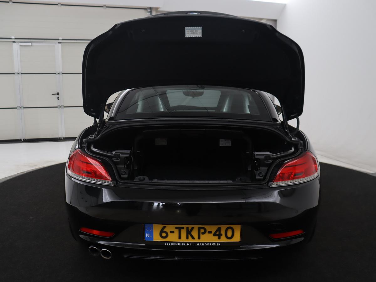 BMW Z4 BMW Z4 Roadster sDrive20i Executive | Automaat | Navigatie | Parkeerhulp | Stoelverwarming | Leder |