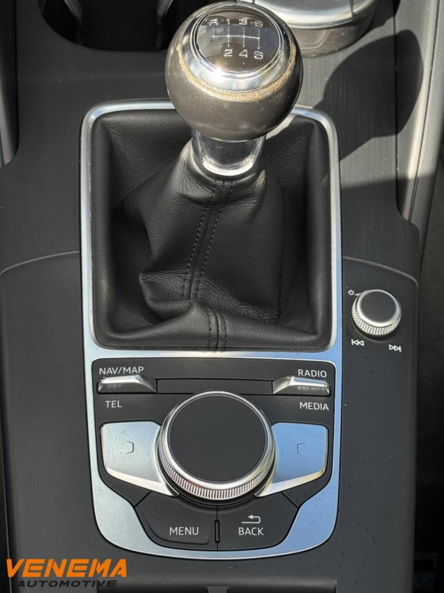 Audi A3 Audi A3 Cabrio S-Line/Nekverw./Navi/Cam/Clima/Stuurw.verwarm