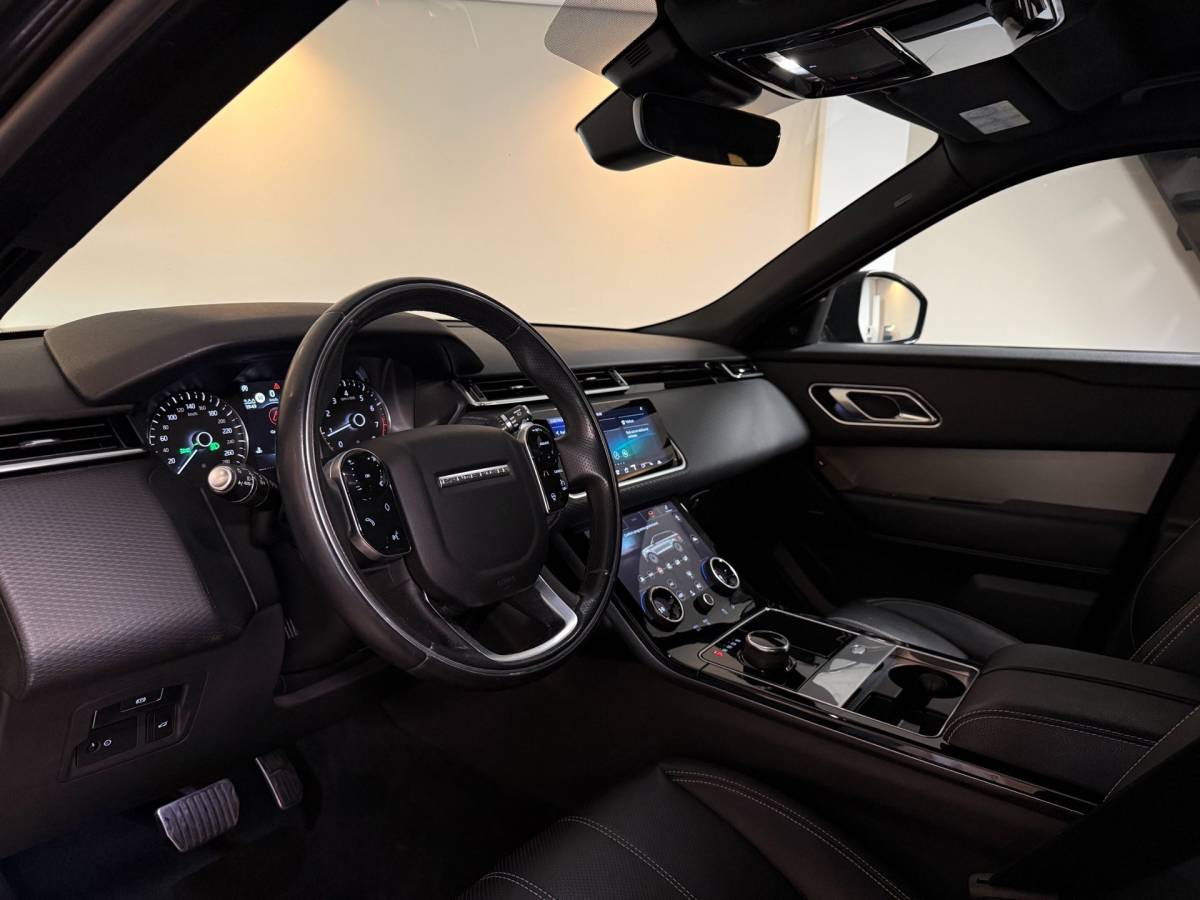 Land Rover Range Rover Velar Land Rover Range Rover Velar 2.0 P250 Turbo AWD R-Dynamic HSE *Stuur/Stoelverw.* Carplay|Meridian|Memory|Camera|Full-Black