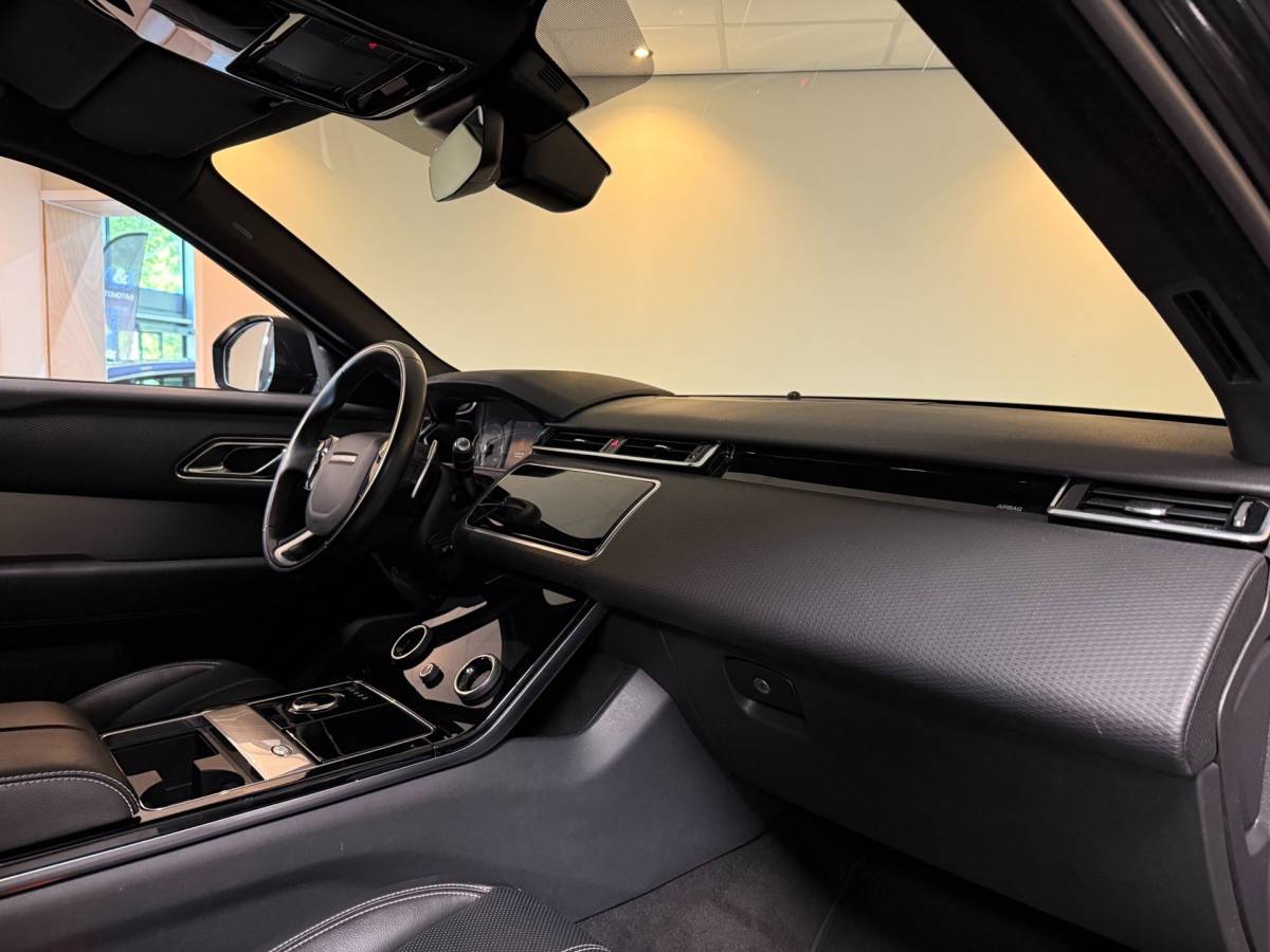 Land Rover Range Rover Velar Land Rover Range Rover Velar 2.0 P250 Turbo AWD R-Dynamic HSE *Stuur/Stoelverw.* Carplay|Meridian|Memory|Camera|Full-Black