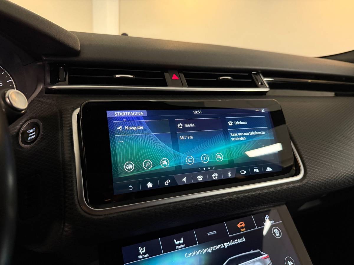 Land Rover Range Rover Velar Land Rover Range Rover Velar 2.0 P250 Turbo AWD R-Dynamic HSE *Stuur/Stoelverw.* Carplay|Meridian|Memory|Camera|Full-Black