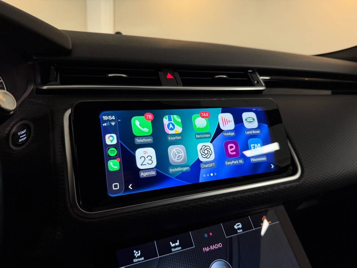 Land Rover Range Rover Velar Land Rover Range Rover Velar 2.0 P250 Turbo AWD R-Dynamic HSE *Stuur/Stoelverw.* Carplay|Meridian|Memory|Camera|Full-Black