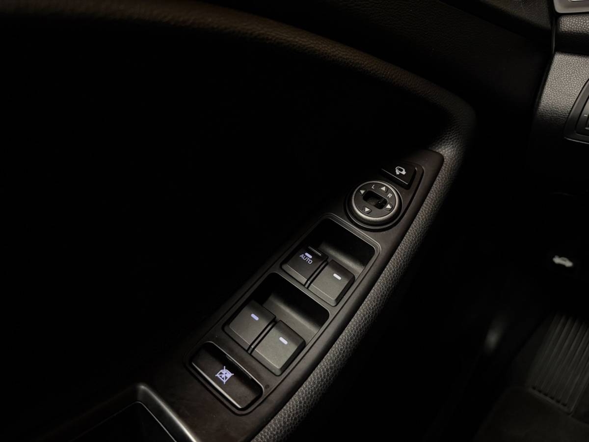 Hyundai i20 Hyundai I20 1.0 T-GDI Comfort *Dealer OH* Carplay|Camera|Navi|DAB|PDC|NAP|All-seasons|Lane-Assist|Lm-Velgen|Koraal kleur