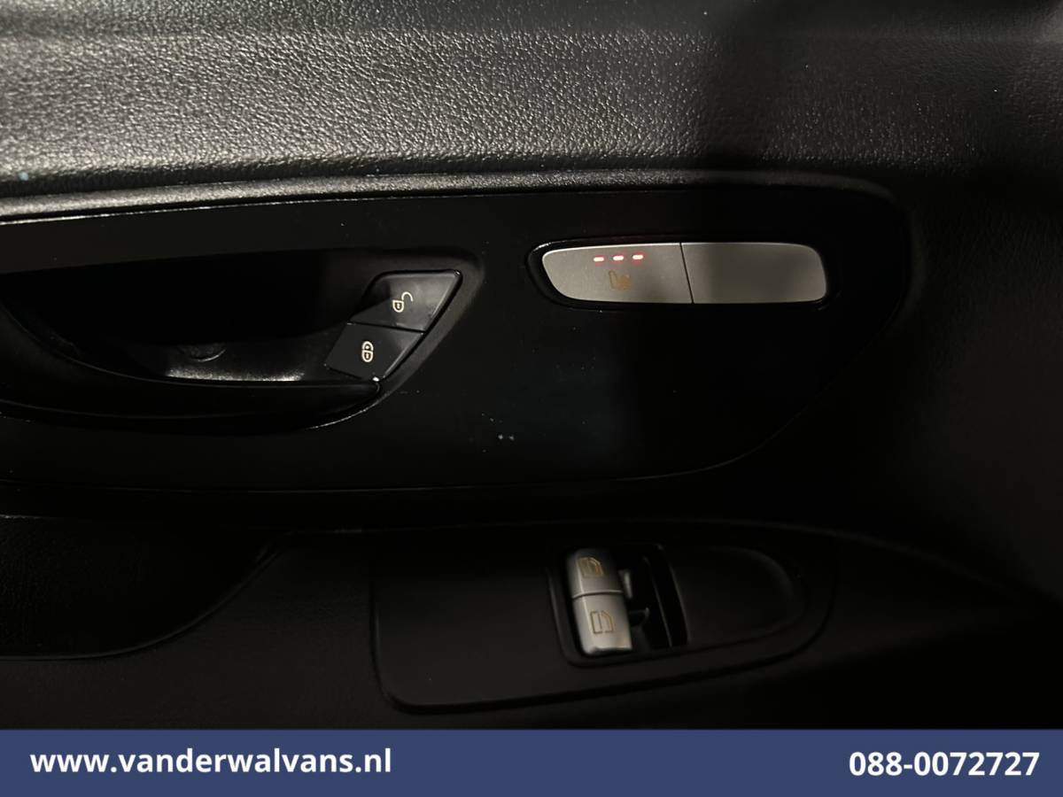 Mercedes-Benz Vito Mercedes-Benz Vito 116 CDI 164pk L2H1 Euro6 Airco | Dakdragers | Cruisecontrol | Parkeersensoren Stoelverwarming, Bijrijdersbank