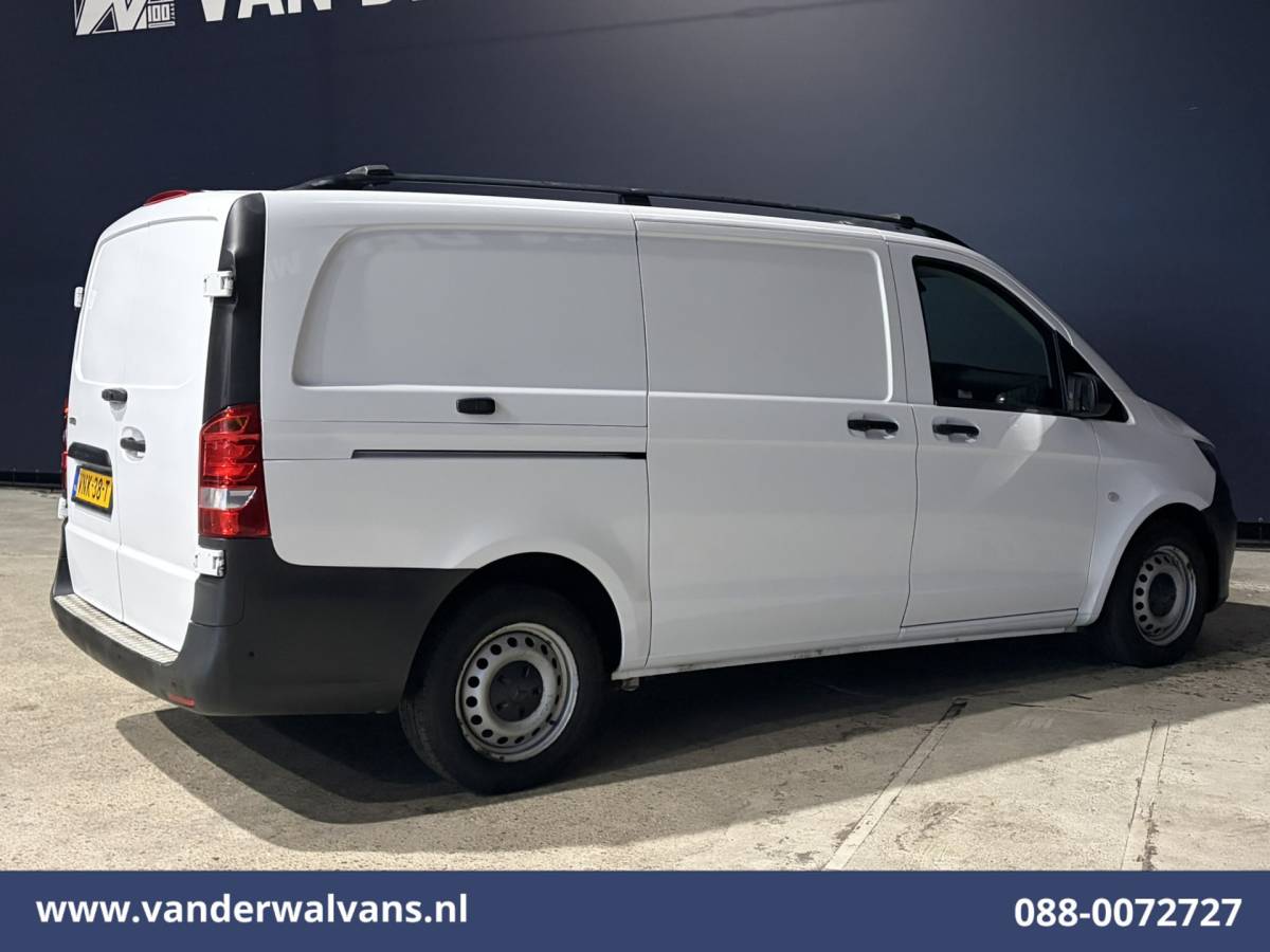 Mercedes-Benz Vito Mercedes-Benz Vito 116 CDI 164pk L2H1 Euro6 Airco | Dakdragers | Cruisecontrol | Parkeersensoren Stoelverwarming, Bijrijdersbank