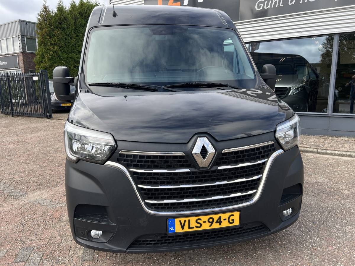 Renault Master Renault Master T35 2.3 dCi 135 L2H2 Work Edition