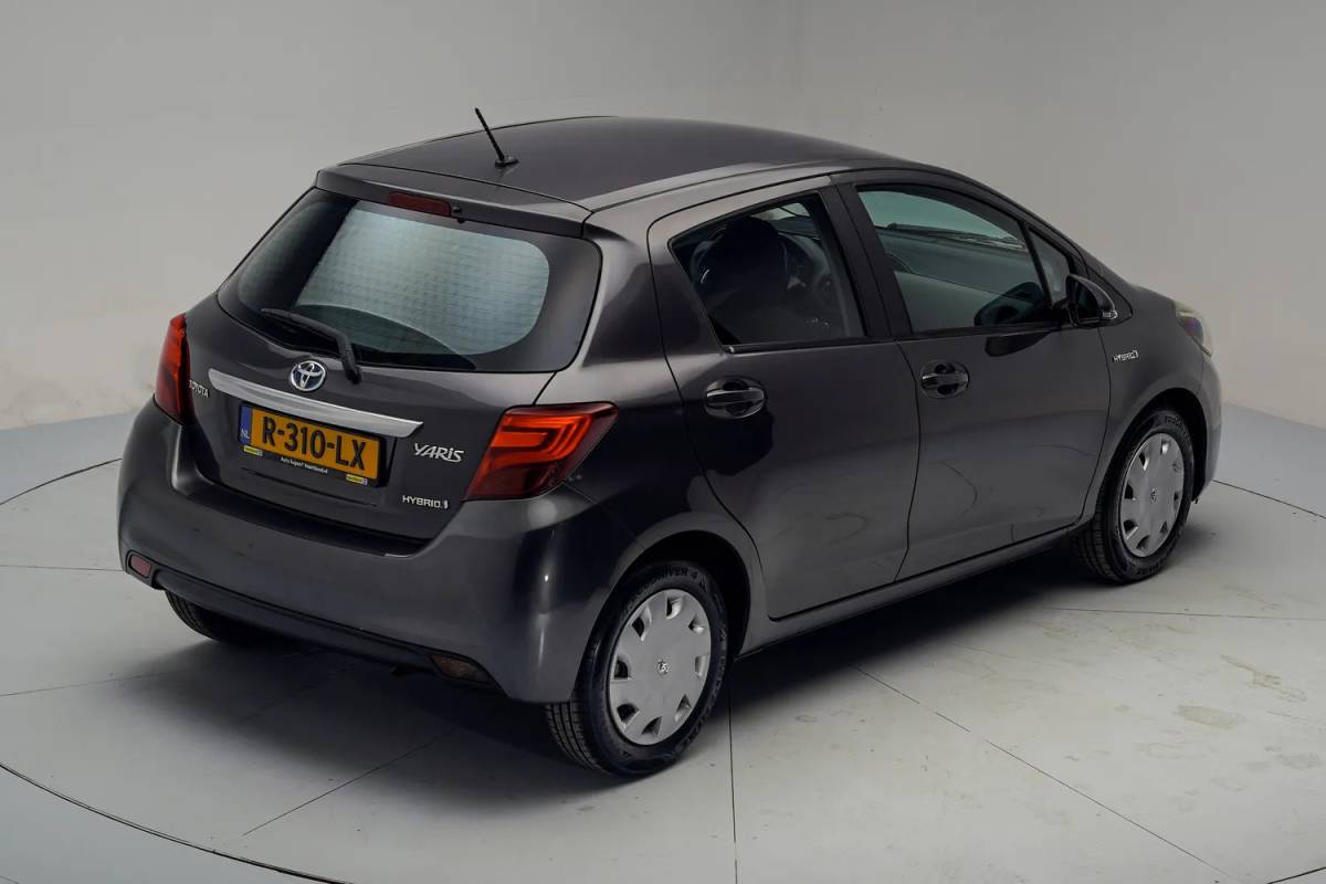 Toyota Yaris Toyota Yaris 1.5 Hybrid Lease Aut. [ Camera Clima Cruise Bluetooth ]