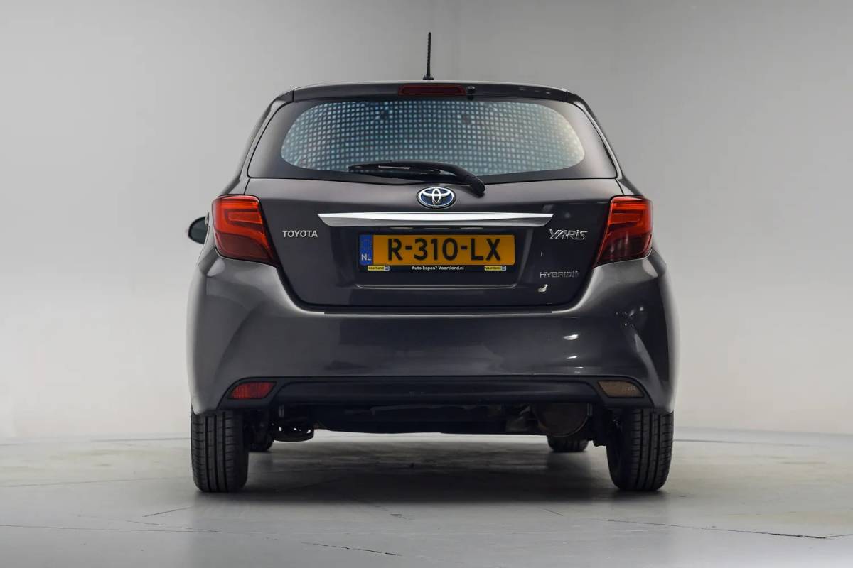 Toyota Yaris Toyota Yaris 1.5 Hybrid Lease Aut. [ Camera Clima Cruise Bluetooth ]