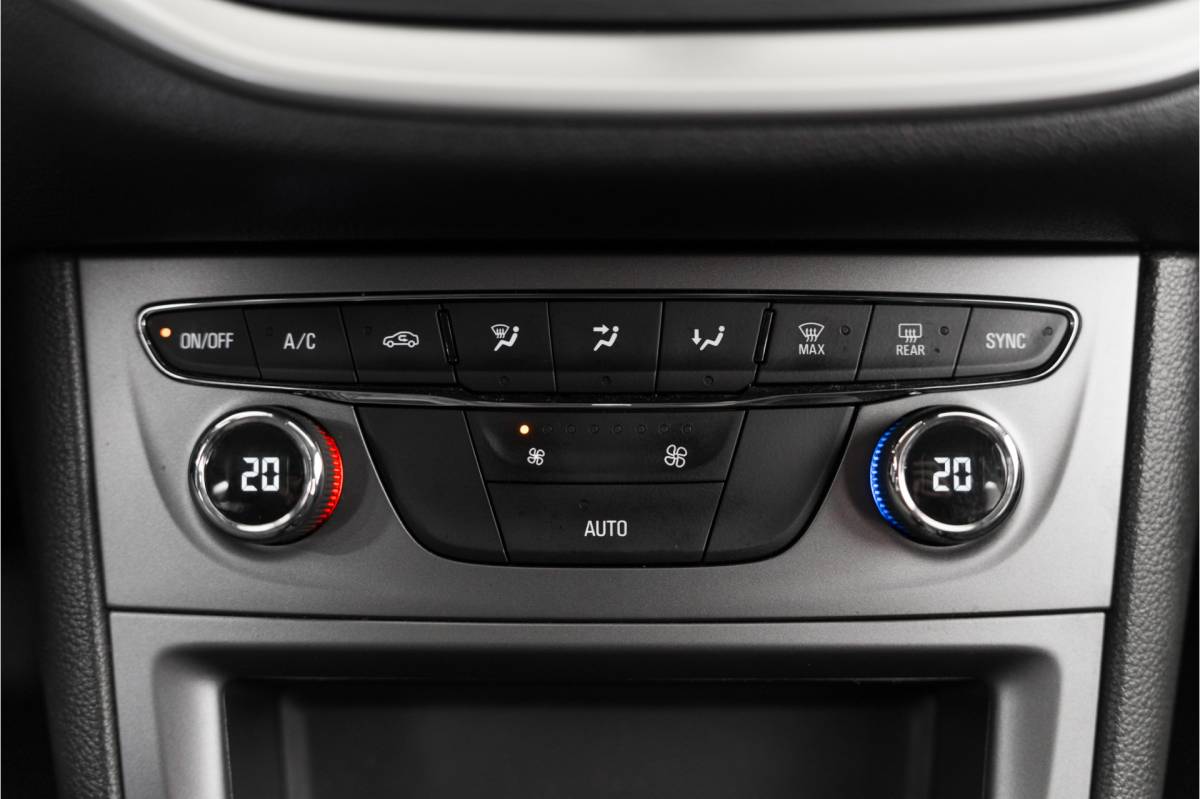 Opel Astra Opel Astra Sports Tourer 1.2 Business Executive |Trekhaak|Applecarplay|Camera|6-versnellingen