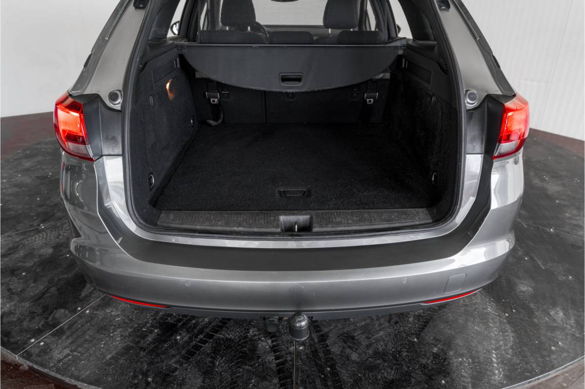 Opel Astra Opel Astra Sports Tourer 1.2 Business Executive |Trekhaak|Applecarplay|Camera|6-versnellingen
