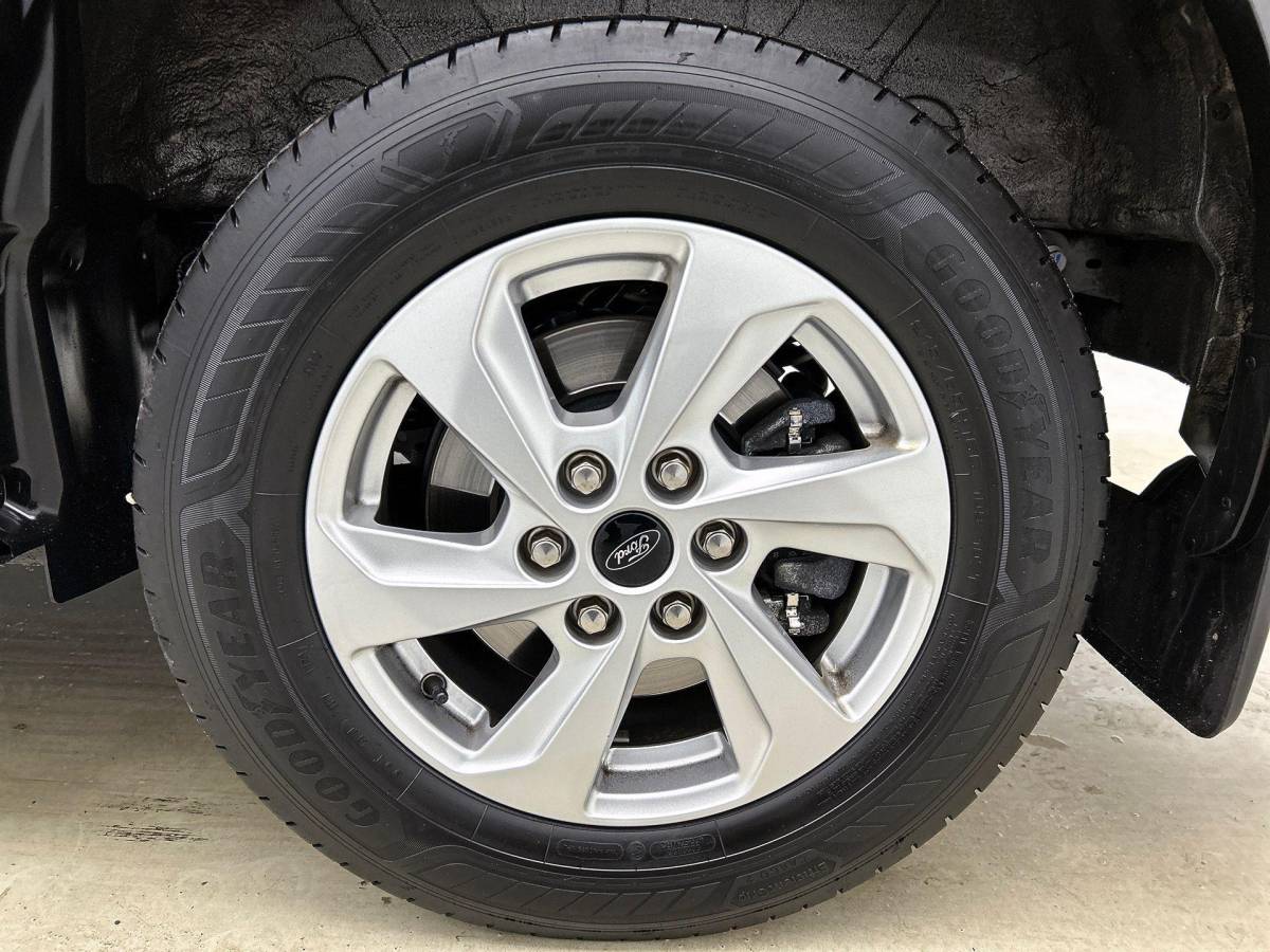 Ford Transit Custom Ford Transit Custom 300 2.0 TDCI L2H1 Trend Nieuw Model Trekhaak Navigatie Apple CarPlay Android Auto Camera Parkeerhulp Adaptive Cruise Control Full Led Climate Control Lichtmetalen velgen