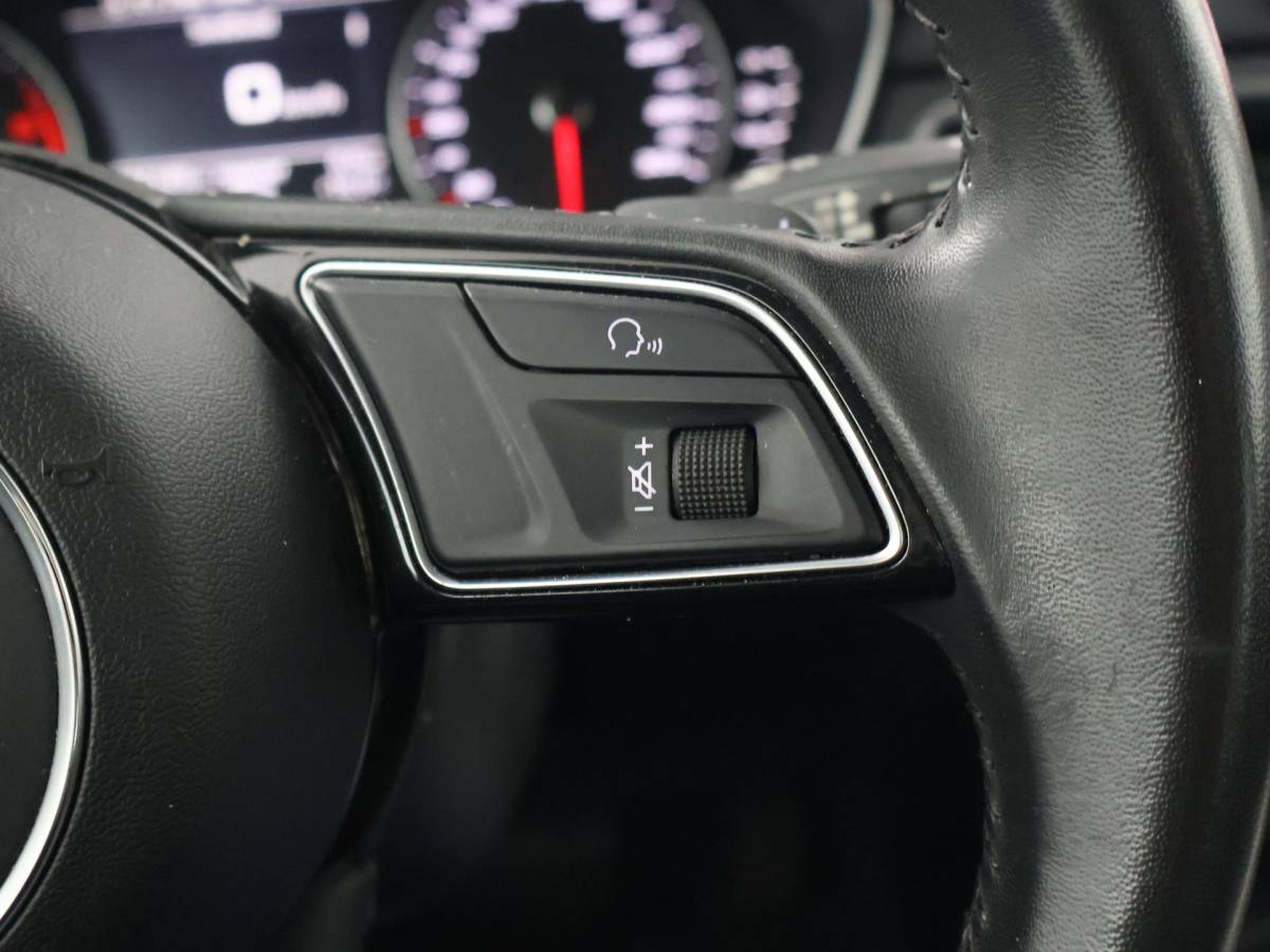 Audi A4 Audi A4 Avant 40 TDI 190 PK AUT. + PANORAMA | AFN. TREKHAAK | LEDER SPORTINTERIEUR | APPLE CARPLAY | STOELVERW.