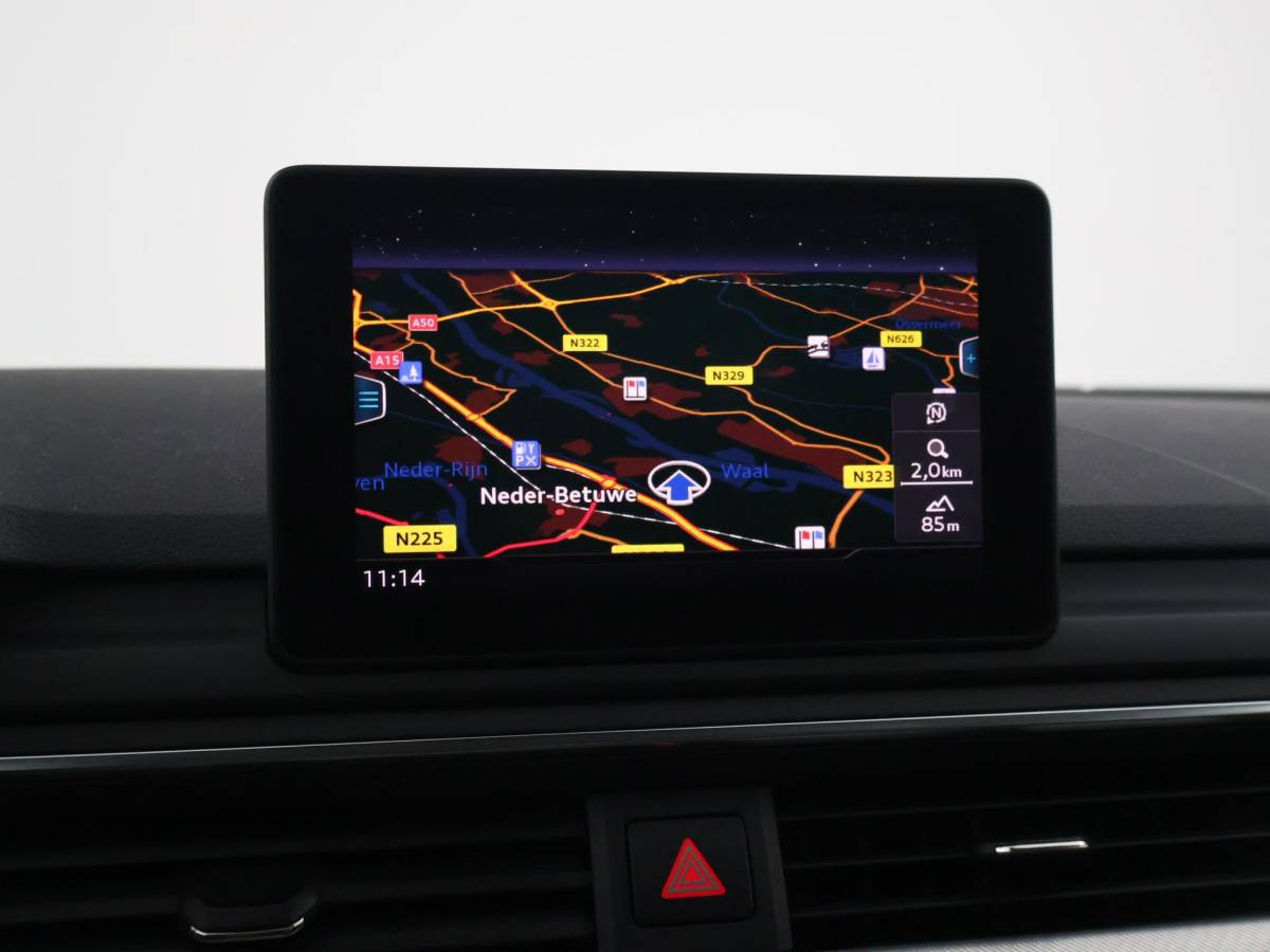 Audi A4 Audi A4 Avant 40 TDI 190 PK AUT. + PANORAMA | AFN. TREKHAAK | LEDER SPORTINTERIEUR | APPLE CARPLAY | STOELVERW.
