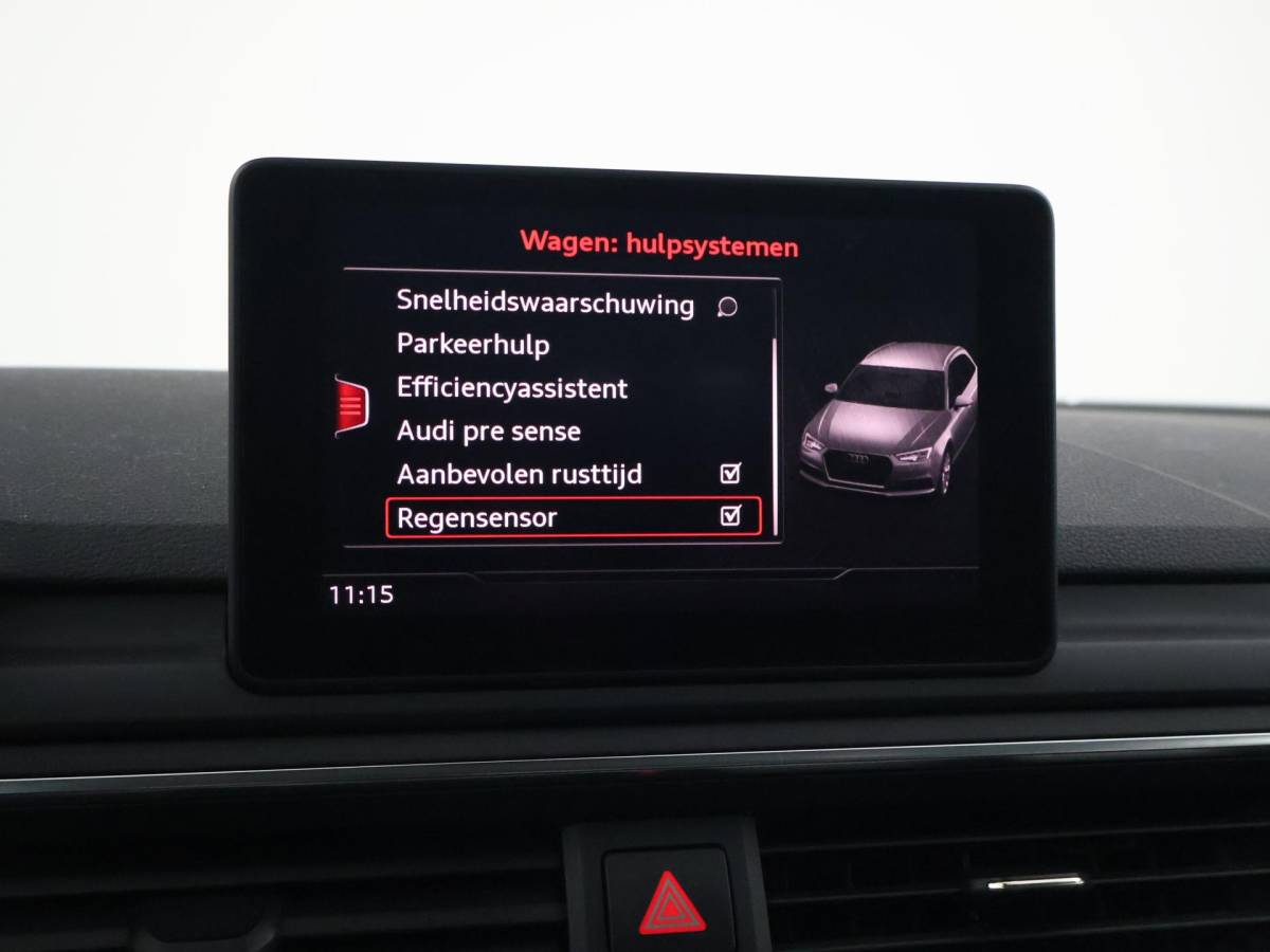 Audi A4 Audi A4 Avant 40 TDI 190 PK AUT. + PANORAMA | AFN. TREKHAAK | LEDER SPORTINTERIEUR | APPLE CARPLAY | STOELVERW.