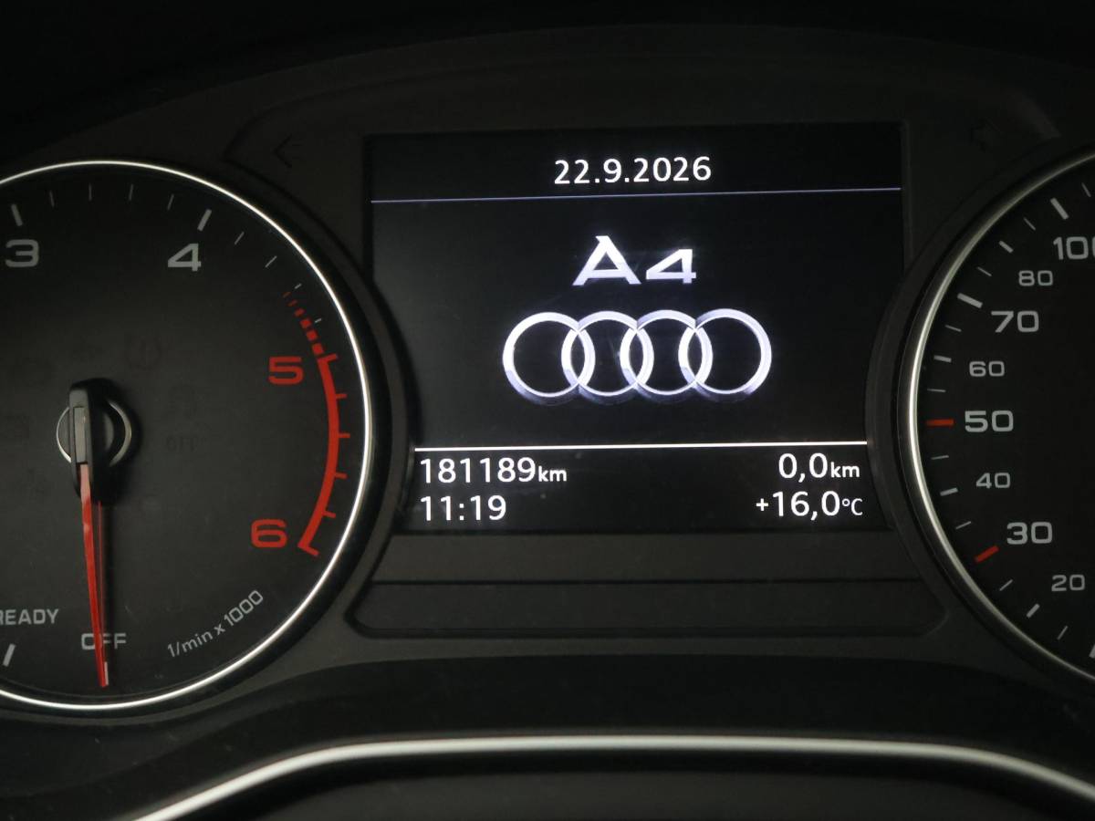 Audi A4 Audi A4 Avant 40 TDI 190 PK AUT. + PANORAMA | AFN. TREKHAAK | LEDER SPORTINTERIEUR | APPLE CARPLAY | STOELVERW.
