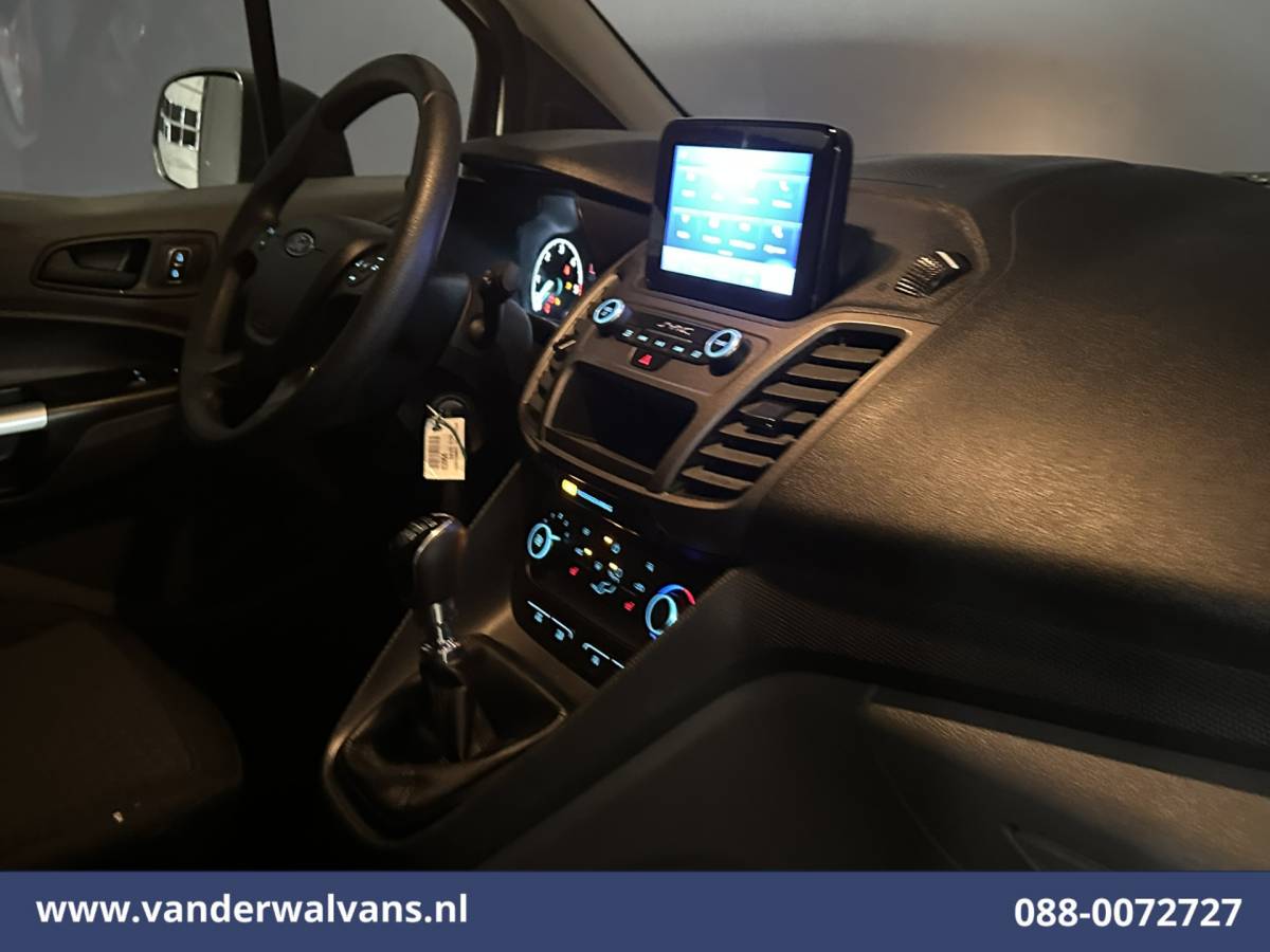 Ford Transit Connect Ford Transit Connect 2.0 TDCI 120pk L2H1 Euro6 Airco | Camera | Navigatie | Android Auto | Stoelverwarming | Verwarmde Voorruit Parkeersensoren, 1500kg trekvermogen