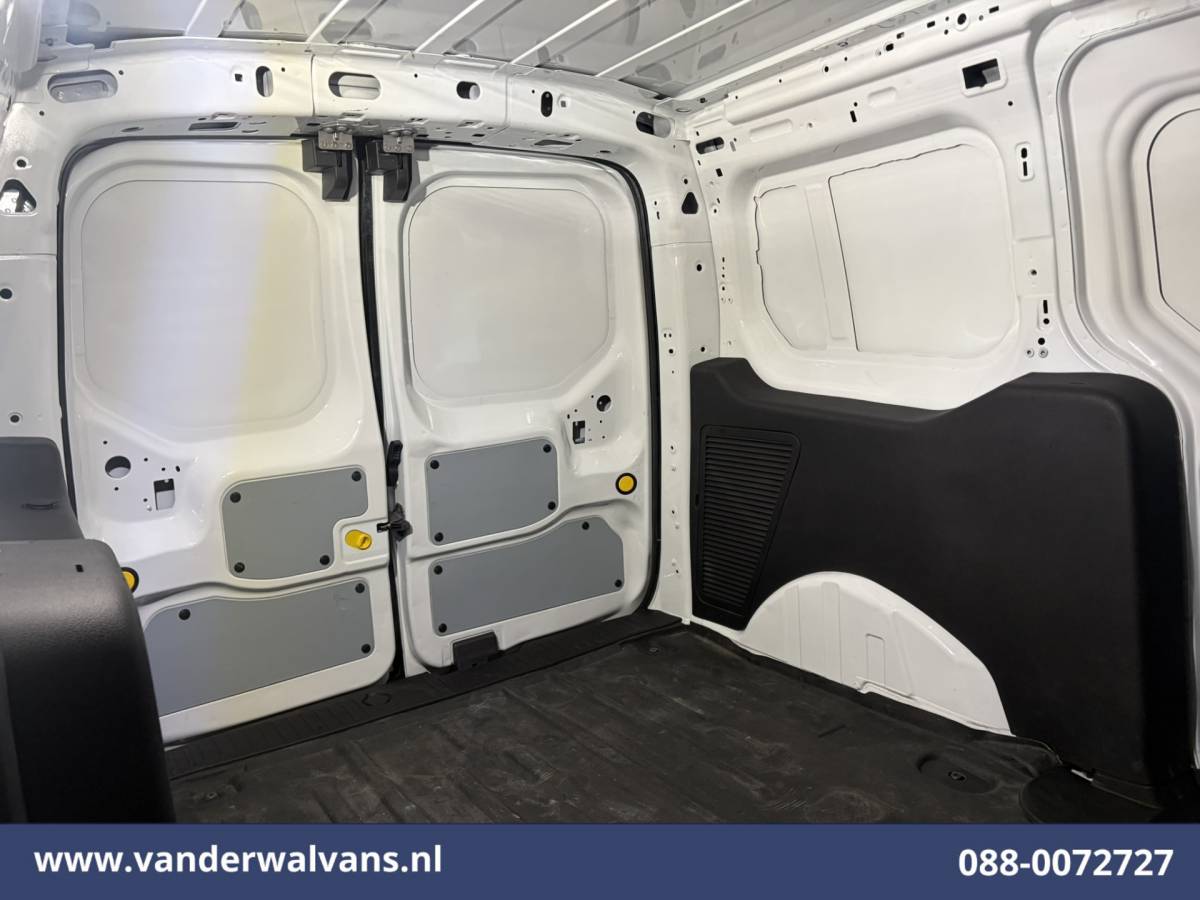 Ford Transit Connect Ford Transit Connect 1.5 TDCI 120pk L2H1 Euro6 Airco | Camera | Navigatie | Android Auto | Stoelverwarming | Verwarmde Voorruit Parkeersensoren, 1500kg trekvermogen