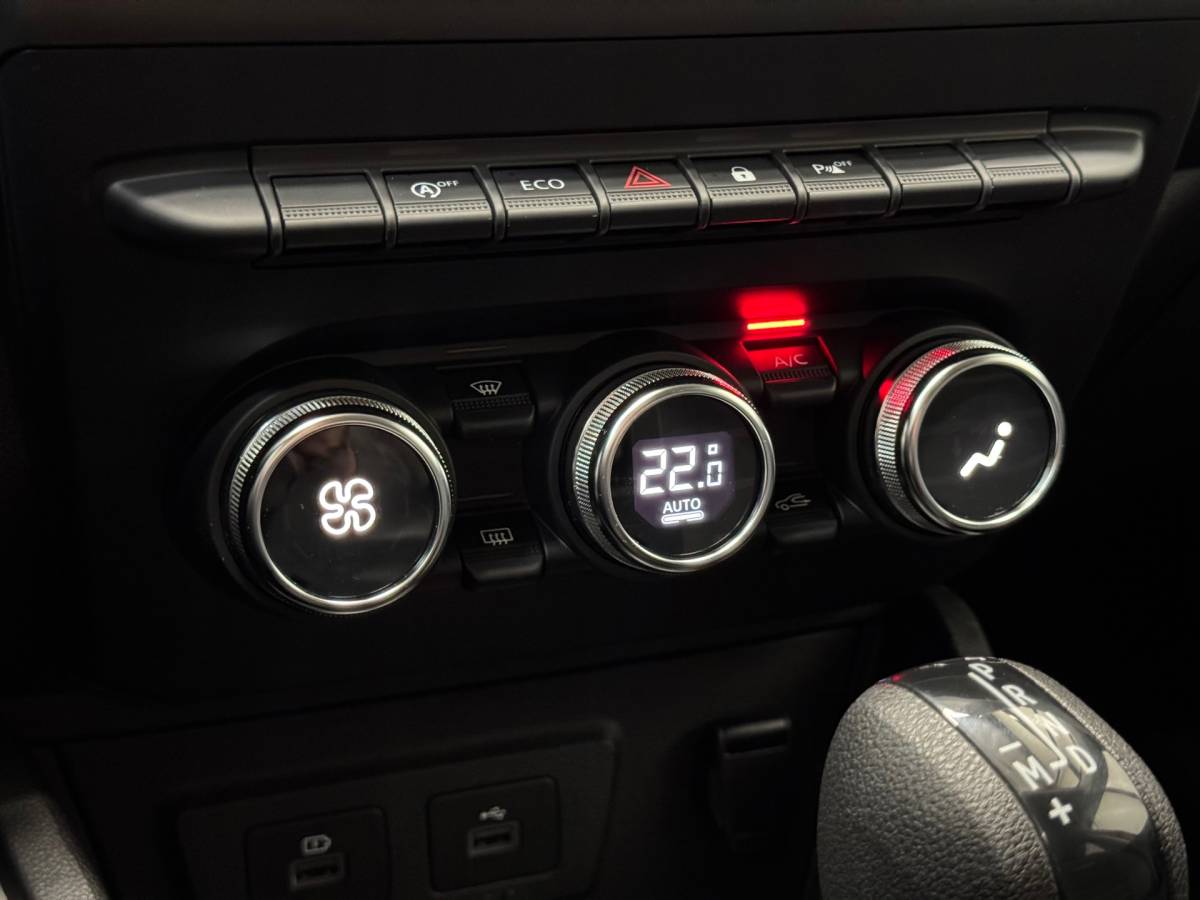 Dacia Duster Dacia DUSTER 1.3 TCe Prestige Automaat|Trekhaak|Clima|Stoelverwarming|Camera|Carplay