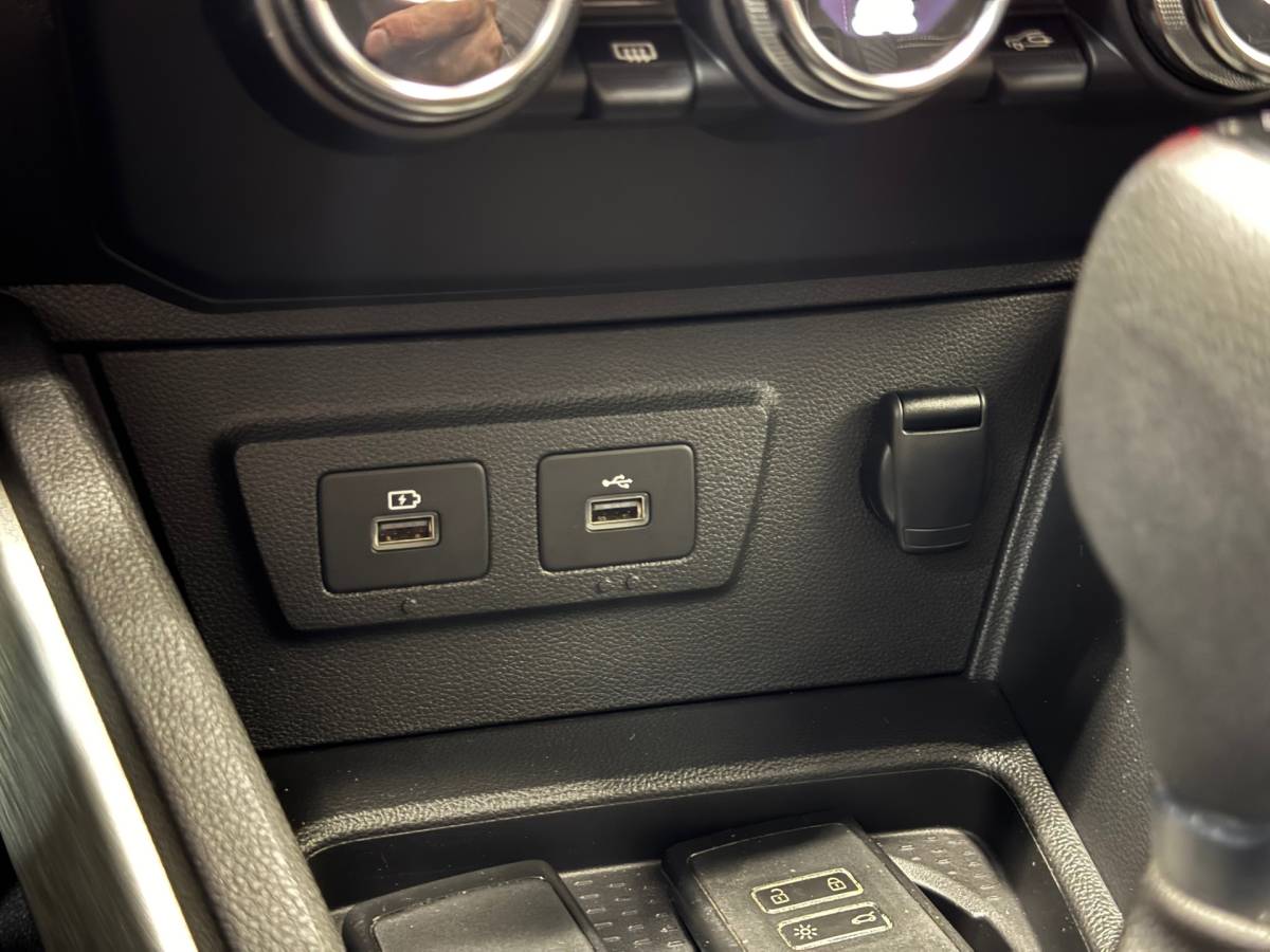 Dacia Duster Dacia DUSTER 1.3 TCe Prestige Automaat|Trekhaak|Clima|Stoelverwarming|Camera|Carplay