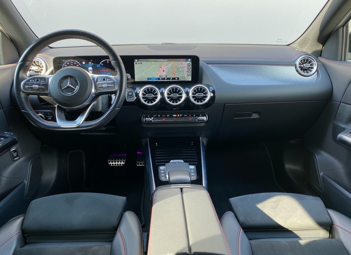 Mercedes-Benz EQA Mercedes-Benz EQA 250 Business Solution AMG 67 kWh | 1e eigenaar | dealer onderh. | navigatie | camera | night pakket | BTW auto