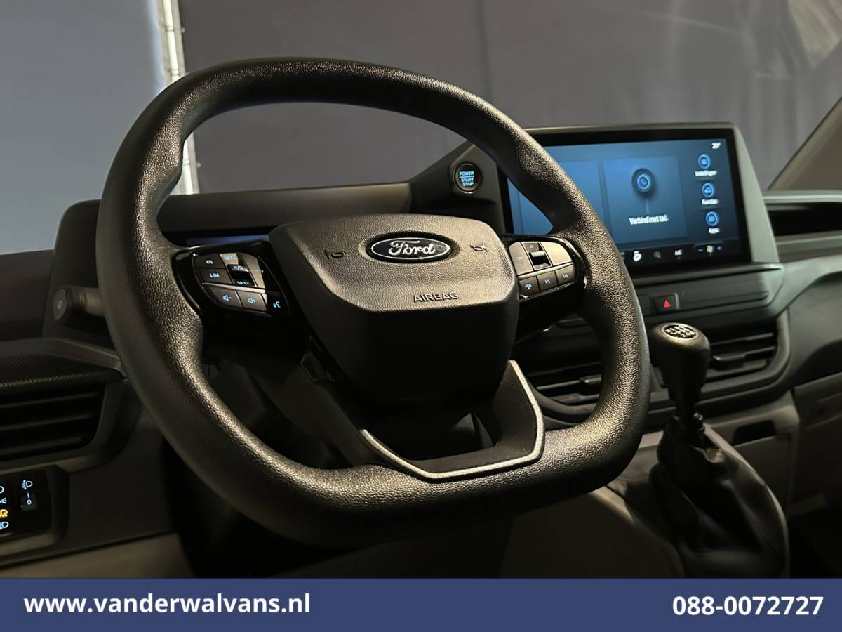 Ford Transit Custom Ford Transit Custom 2.0 TDCI 136pk L2H1 Euro6 Airco | Camera | LED | Apple Carplay | Cruisecontrol Android Auto, Verwarmde voorruit, Parkeersensoren, Bijrijdersbank, 2740kg trekvermogen