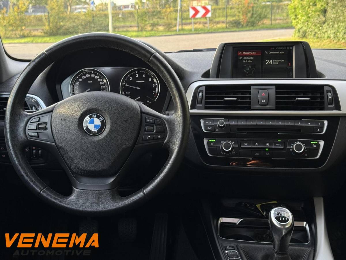 BMW 1 Serie BMW 118i Exec. LCI/Cruise/Sportst./17″ LM/PDC/Handg./133tkm