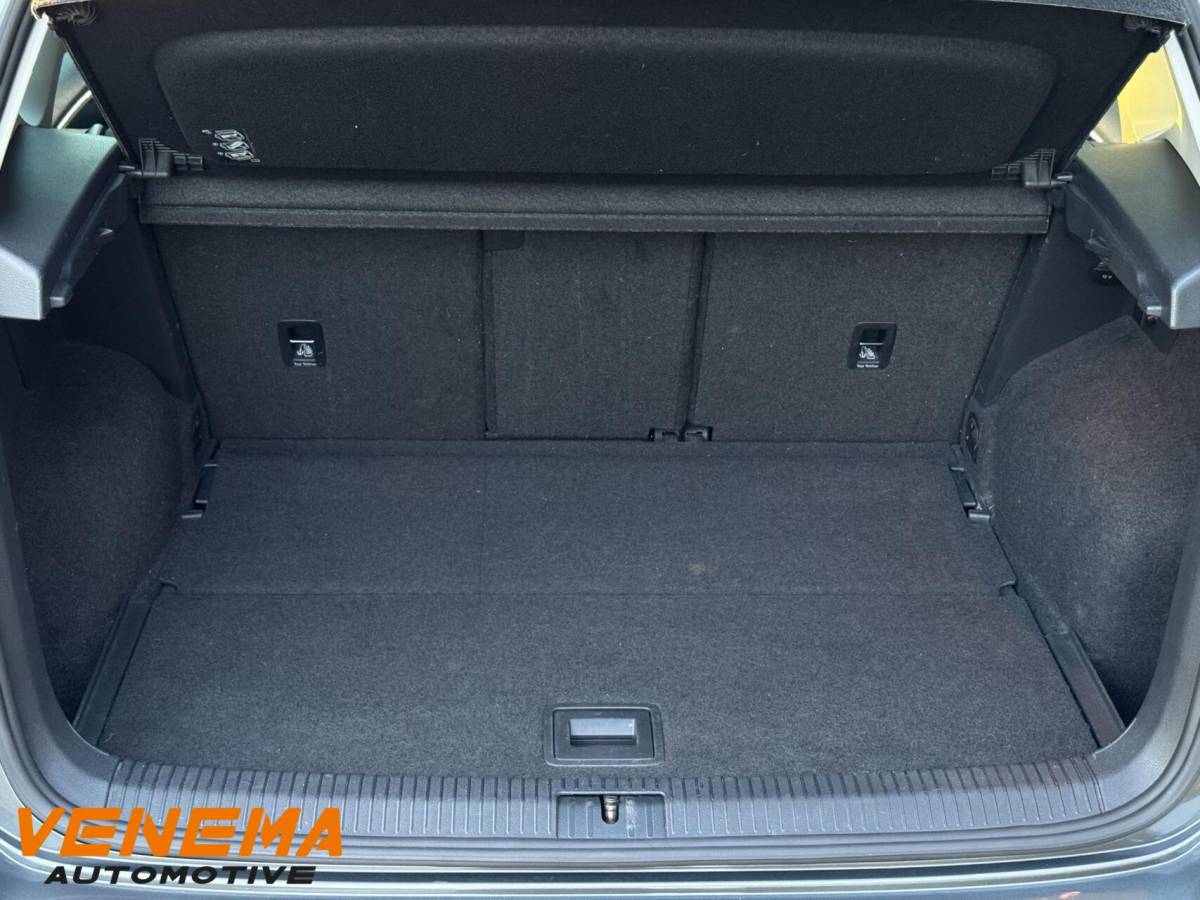 Volkswagen Golf Sportsvan VW Golf Sportsvan 1.2 TSI Sound /ACC/Navi/Clima/Trekh/110tkm