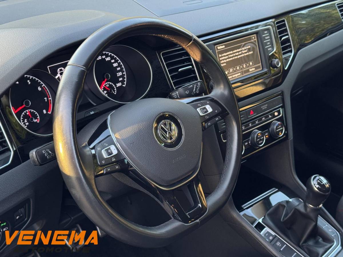 Volkswagen Golf Sportsvan VW Golf Sportsvan 1.2 TSI Sound /ACC/Navi/Clima/Trekh/110tkm