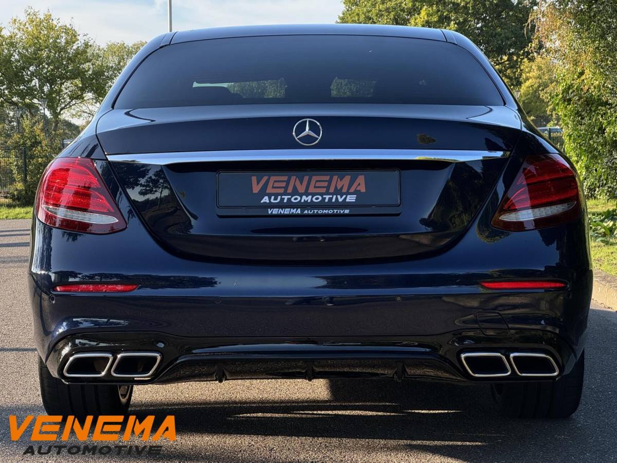 Mercedes-Benz E-Klasse Mercedes E350d AMG /Pano/Laser/360/HUD/Burm./20″LM/el.Trekh