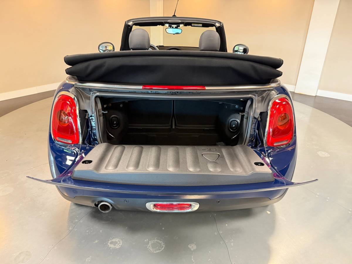 MINI Cooper Cabrio Mini Cabrio 1.5 Cooper Business *Automaat* Climate|Cruise|Navi|PDC|BT|Windscherm|Neon-ring|Origineel NL|Facelift|NAP