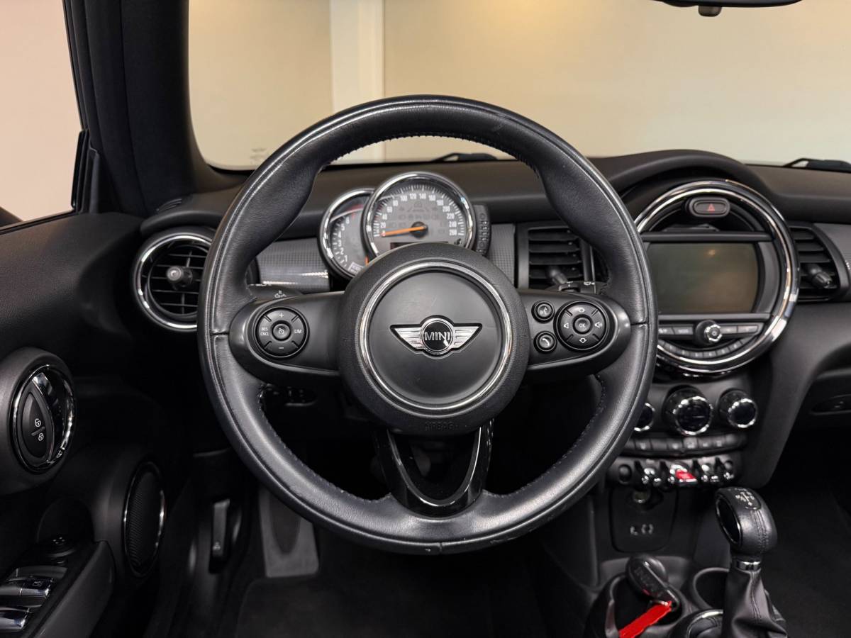 MINI Cooper Cabrio Mini Cabrio 1.5 Cooper Business *Automaat* Climate|Cruise|Navi|PDC|BT|Windscherm|Neon-ring|Origineel NL|Facelift|NAP
