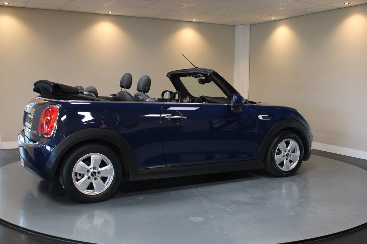 MINI Cooper Cabrio Mini Cabrio 1.5 Cooper Business *Automaat* Climate|Cruise|Navi|PDC|BT|Windscherm|Neon-ring|Origineel NL|Facelift|NAP