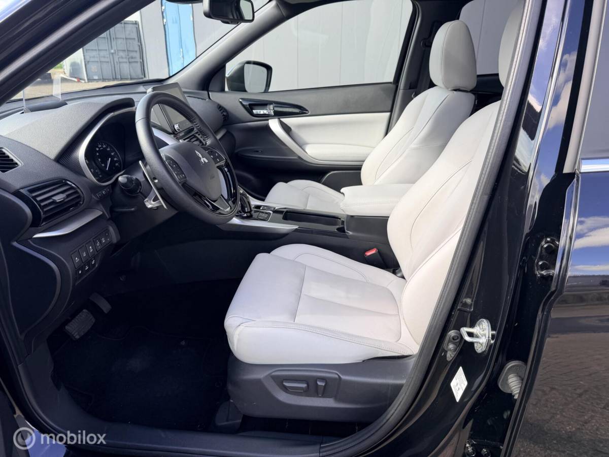 Mitsubishi Eclipse Cross Mitsubishi Eclipse Cross 2.4 PHEV Instyle|offwhite leder|carplay