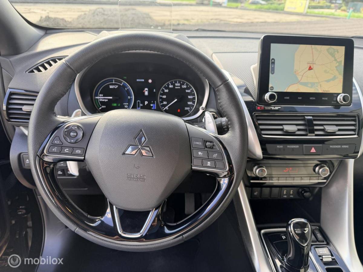Mitsubishi Eclipse Cross Mitsubishi Eclipse Cross 2.4 PHEV Instyle|offwhite leder|carplay