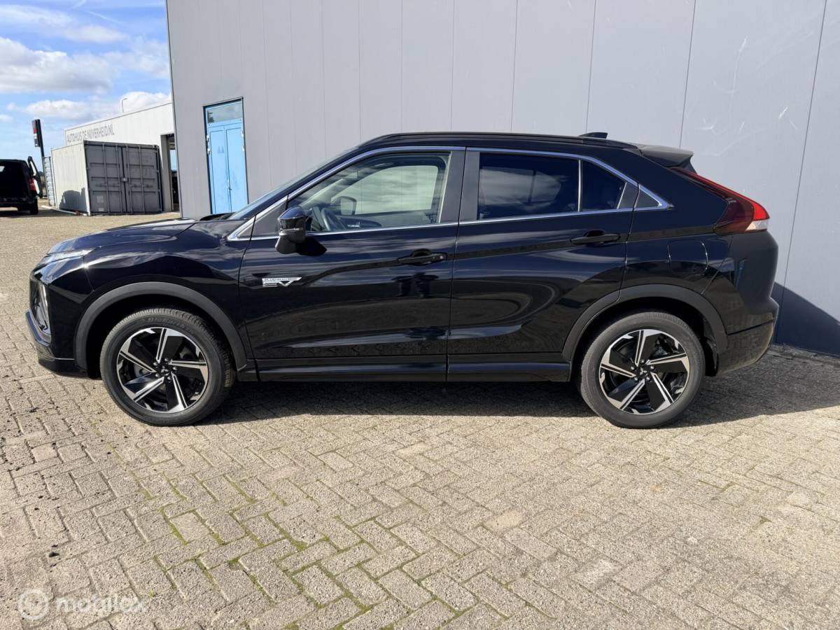 Mitsubishi Eclipse Cross Mitsubishi Eclipse Cross 2.4 PHEV Instyle|offwhite leder|carplay