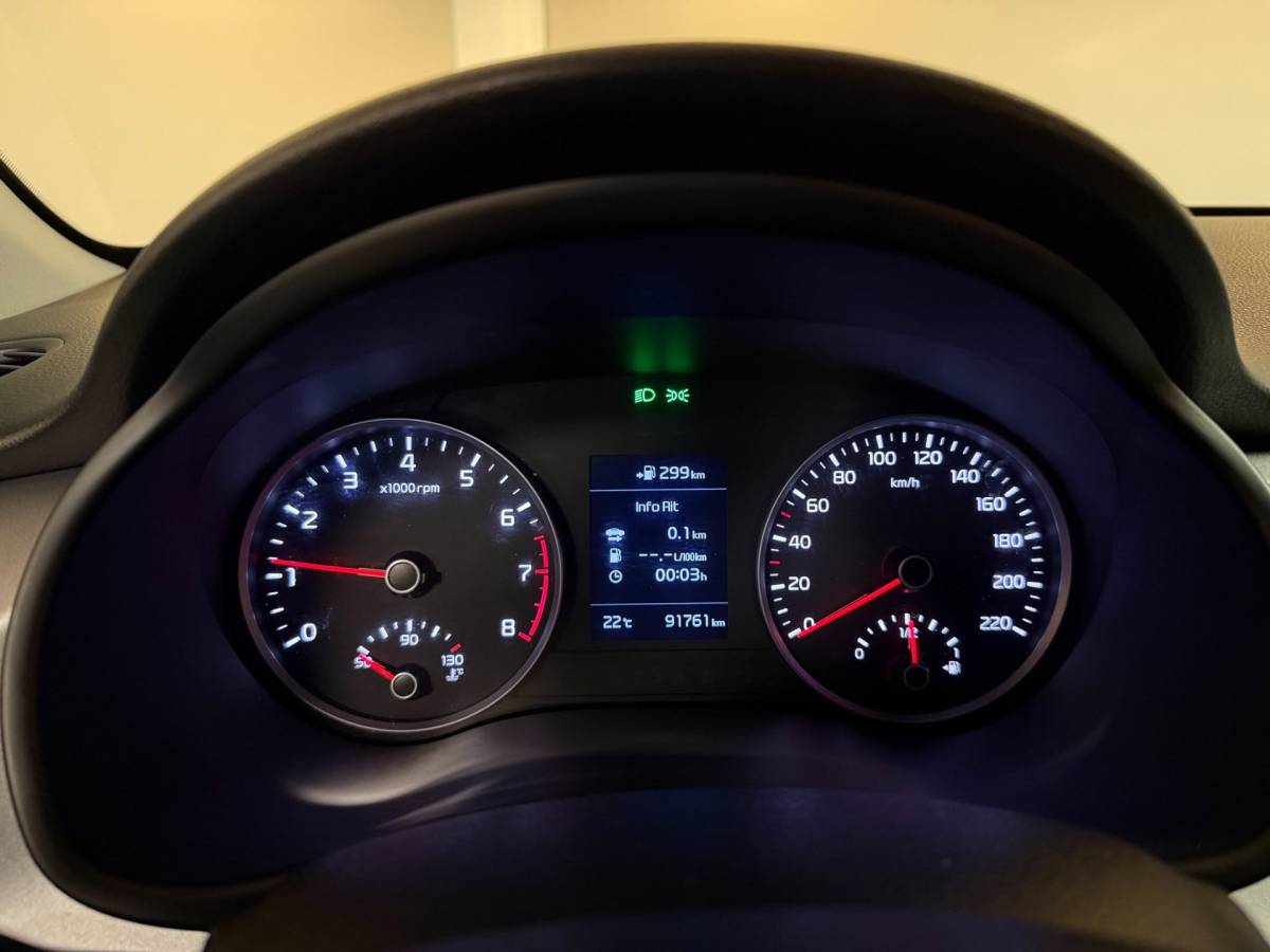 Kia Rio Kia Rio 1.0 TGDI DynamicLine *Carplay* Trekhaak|Camera|Navi|Cruise|Keyless|Lane-Assist|DAB|PDC|Isofix|LED|NAP